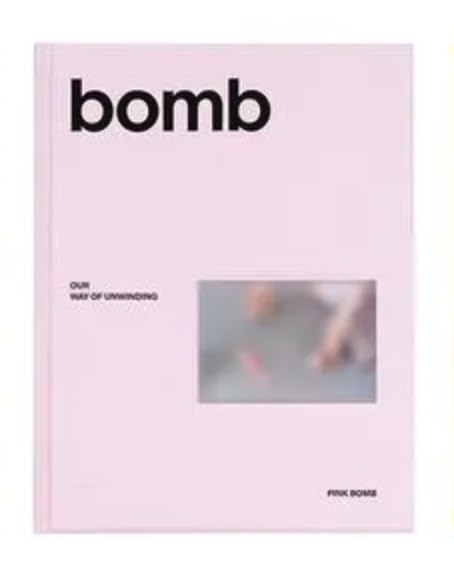 ILLIT – Mini Album Vol. 3 bomb (Random Ver.)