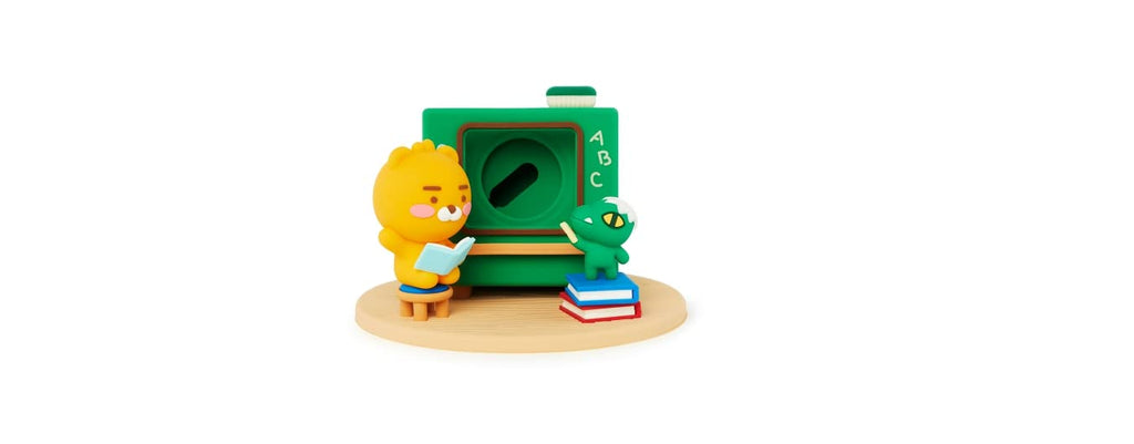 KAKAO FRIENDS Ryan and Apeach - Silicone Charging Stand Dock Case, Compatible with Apple Watch (Little Ryan), Green