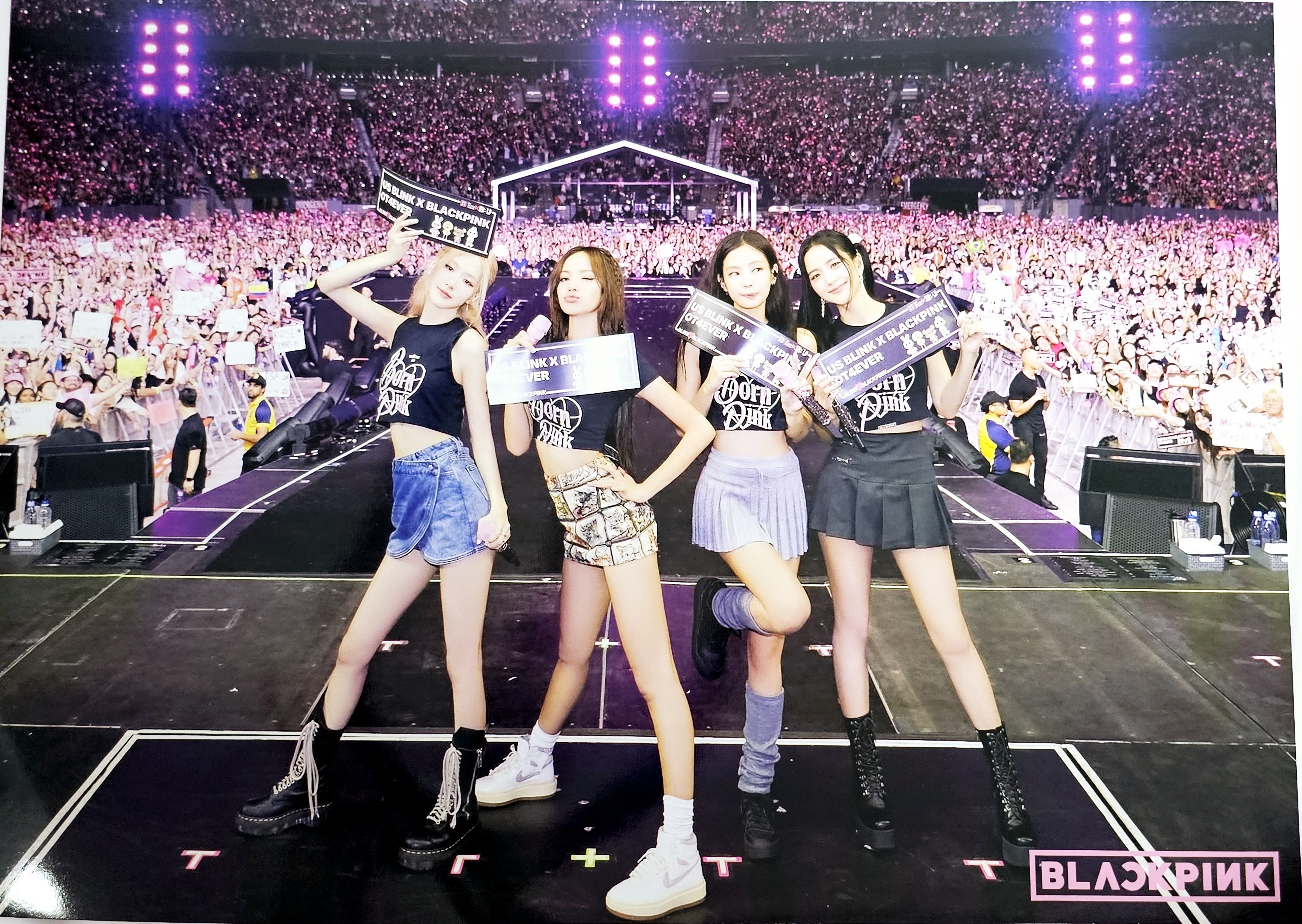 Blackpink Super High Quality 12 Posters and 1 sticker Set