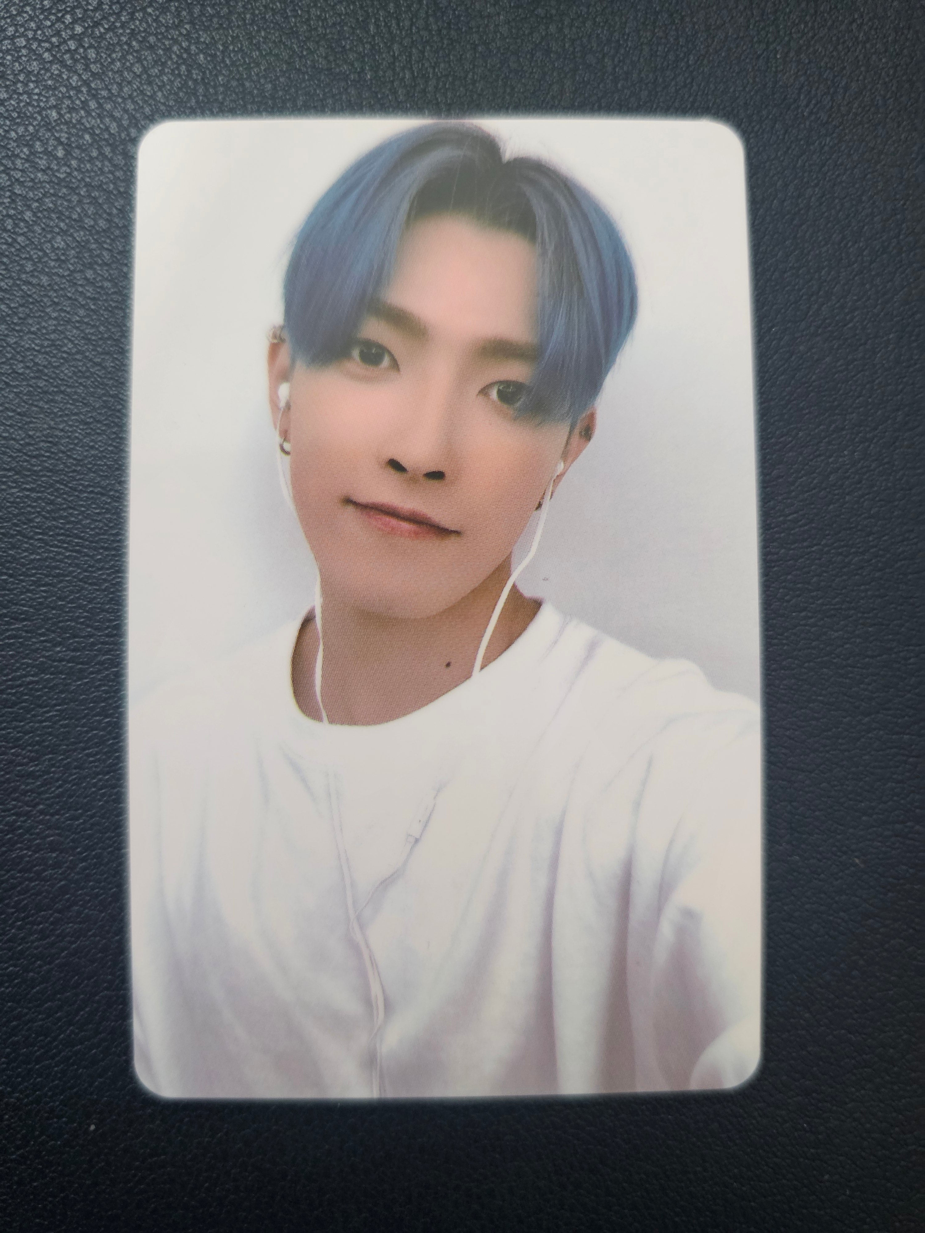 ATEEZ – Whosfan Café Lucky Draw Photocard (THE WORLD EP.2 : OUTLAW)