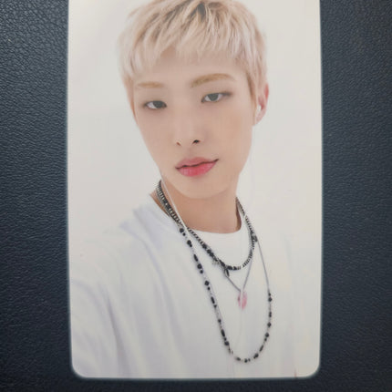 ATEEZ – Whosfan Café Lucky Draw Photocard (THE WORLD EP.2 : OUTLAW)