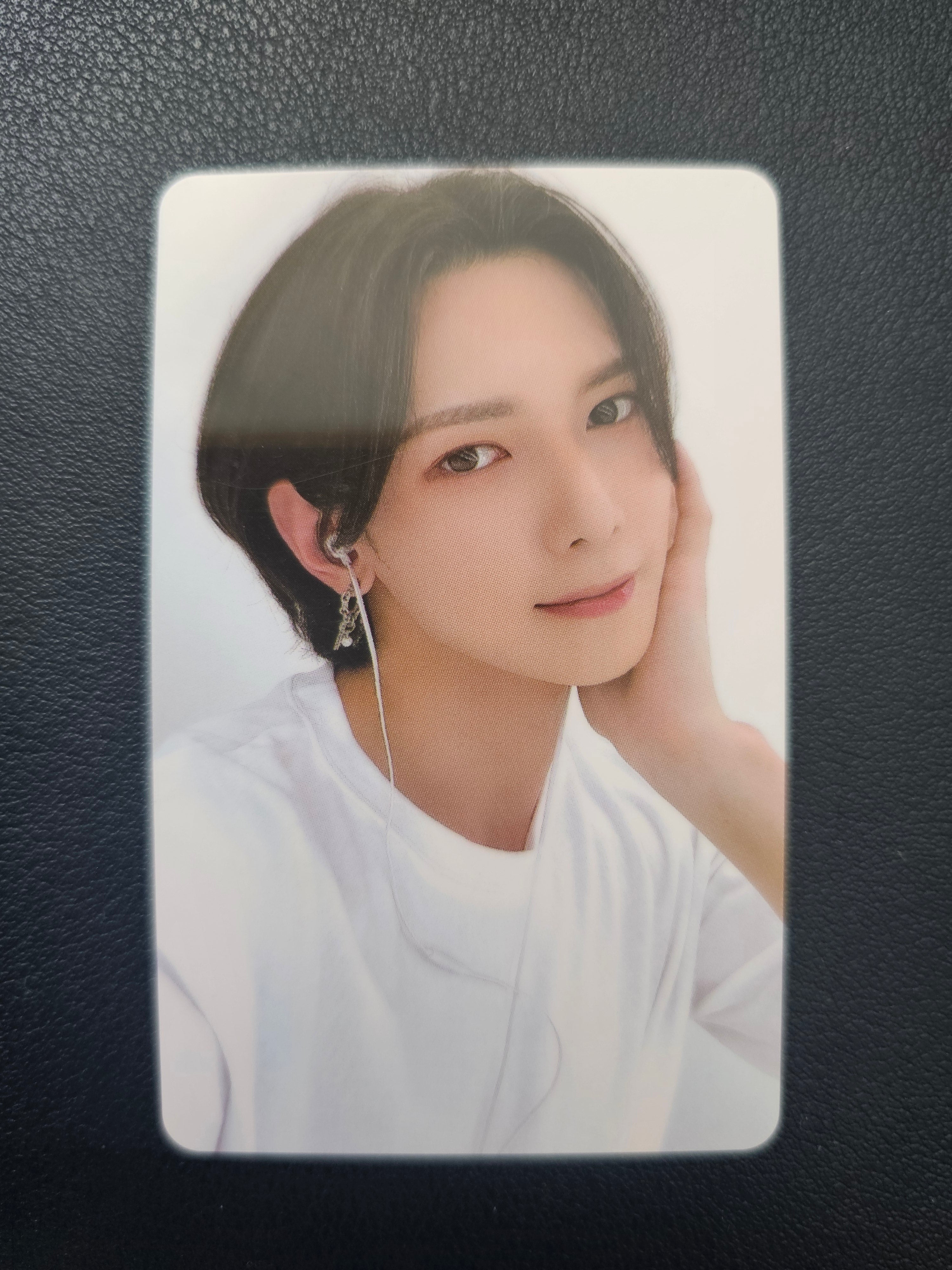 ATEEZ – Whosfan Café Lucky Draw Photocard (THE WORLD EP.2 : OUTLAW)