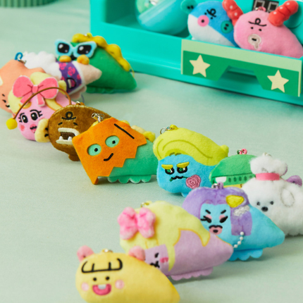 KAKAO FRIENDS Jordy Mini Plush Keyring (Random 1 of 32)