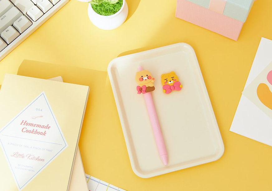 KAKAO FRIENDS Ryan & Choonsik Ribbon Charm Gel Pen Gift